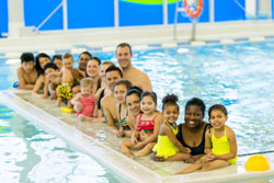 image of children at swimming class
